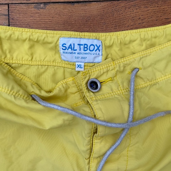 SALTBOX Yellow Navy Colorblock Swim Trunks XL Beach Board Shorts - Picture 4 of 8